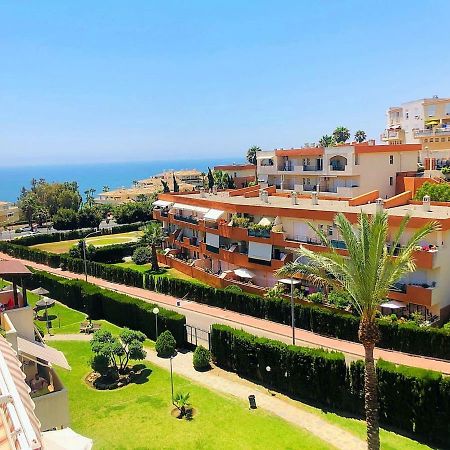 Seaview Apartment With Great Amenities & Facilities Benalmádena Extérieur photo
