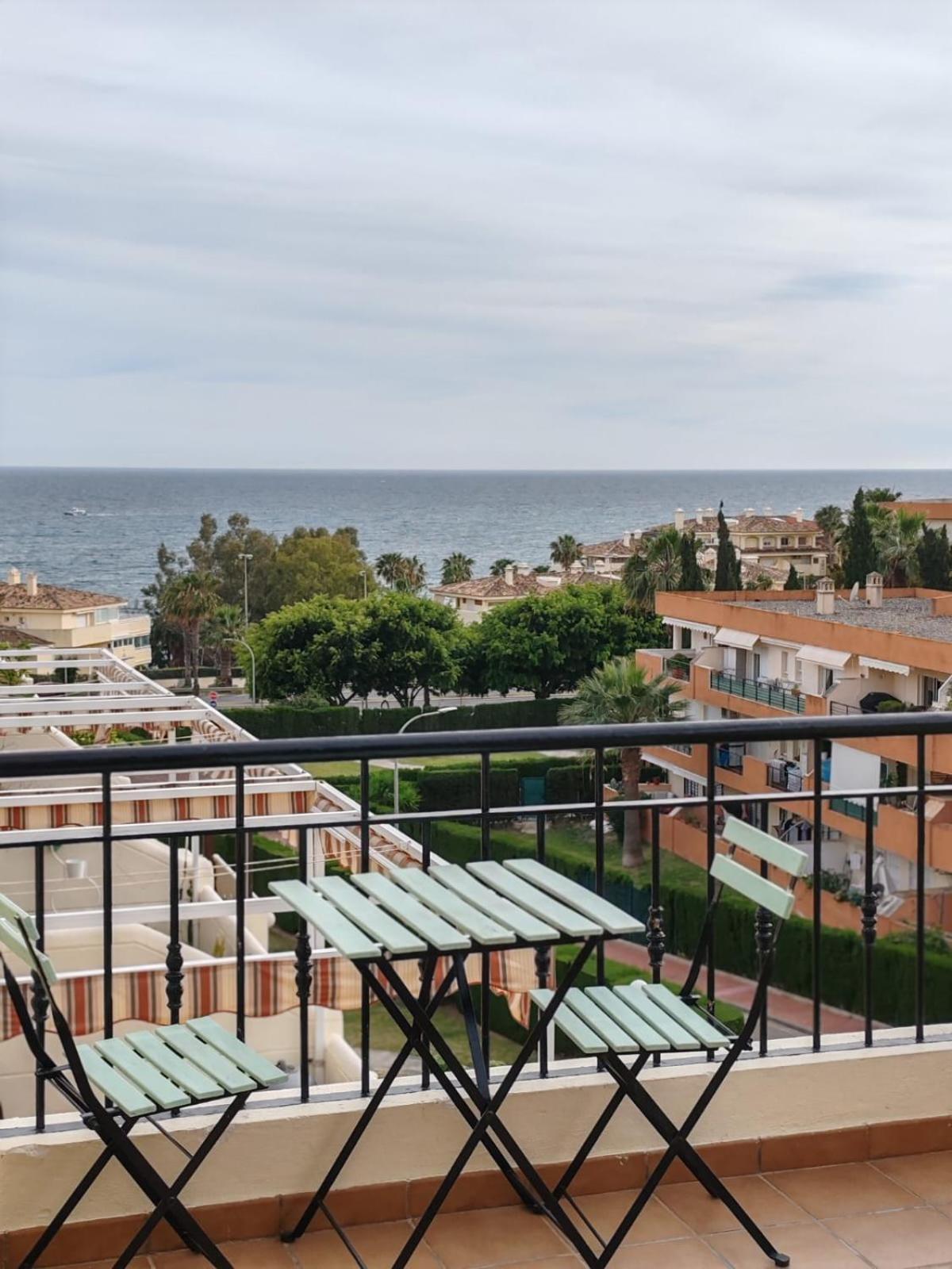 Seaview Apartment With Great Amenities & Facilities Benalmádena Extérieur photo
