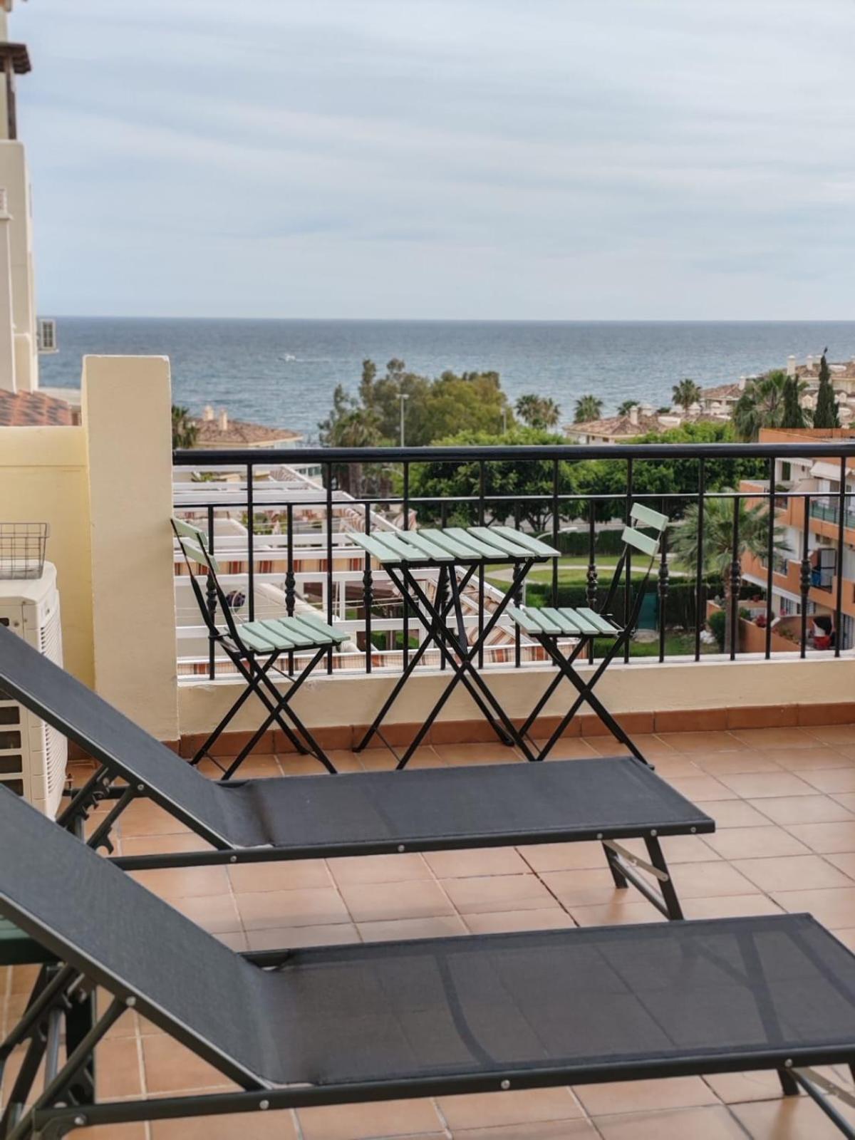 Seaview Apartment With Great Amenities & Facilities Benalmádena Extérieur photo