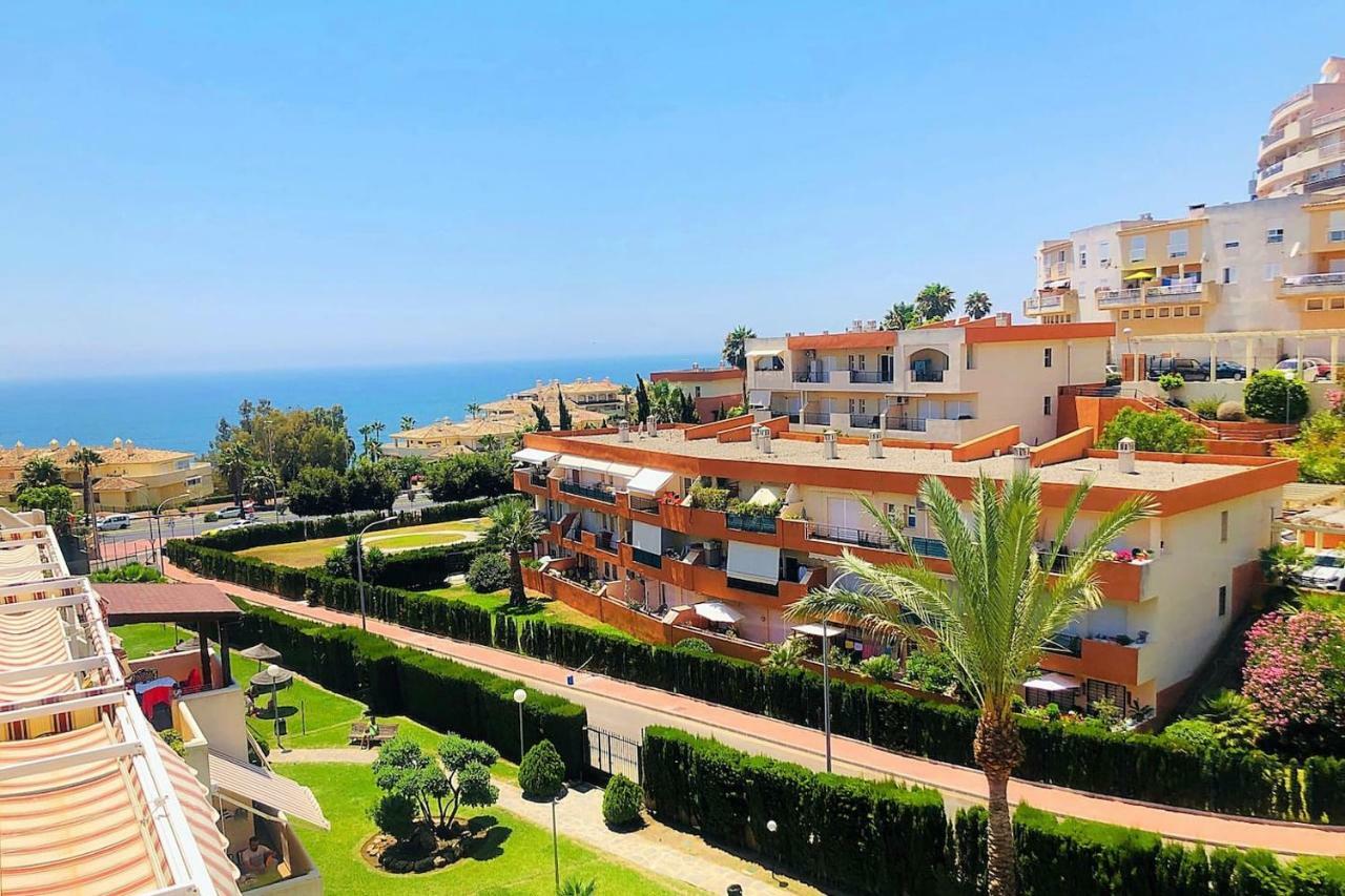 Seaview Apartment With Great Amenities & Facilities Benalmádena Extérieur photo