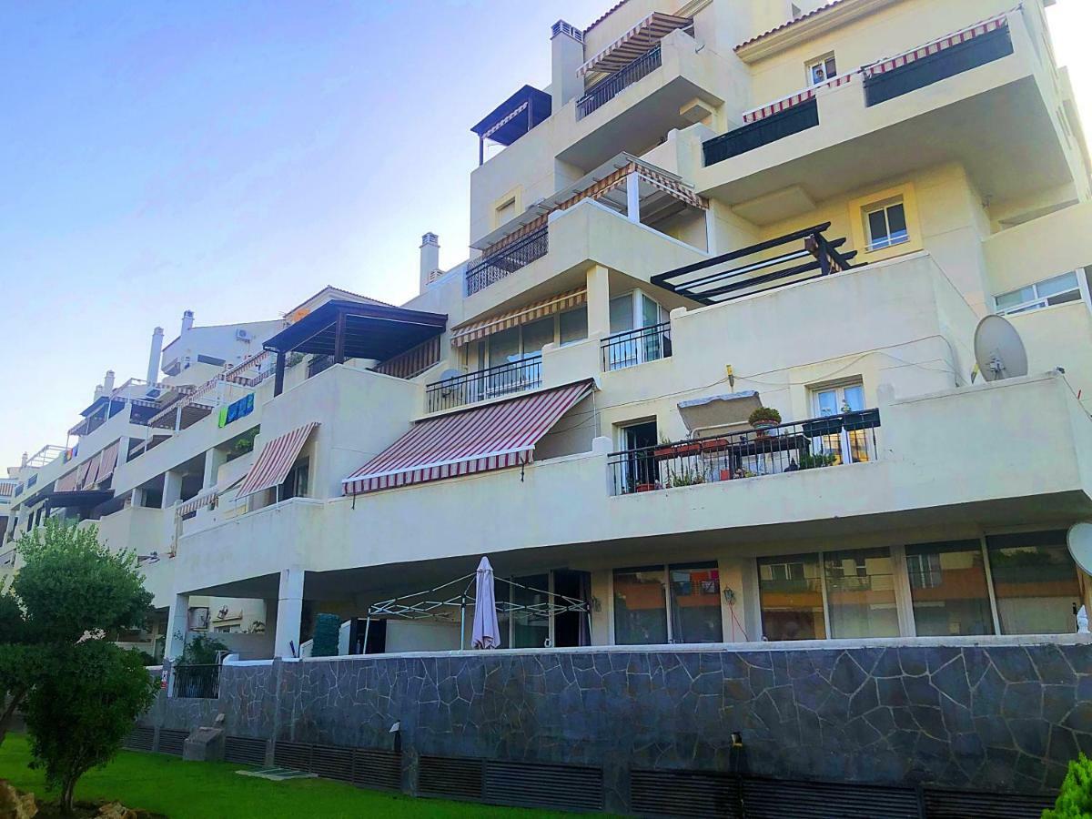 Seaview Apartment With Great Amenities & Facilities Benalmádena Extérieur photo